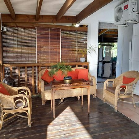 Le Val Rambaud Bed and Breakfast Saint-Denis Buitenkant foto